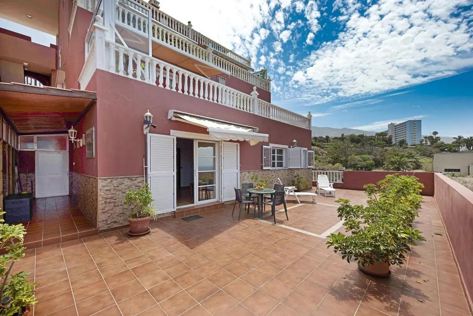 Stunning 2-Bed House In Puerto De La Cruz Villa 0*, Puerto de la Cruz (Tenerife)